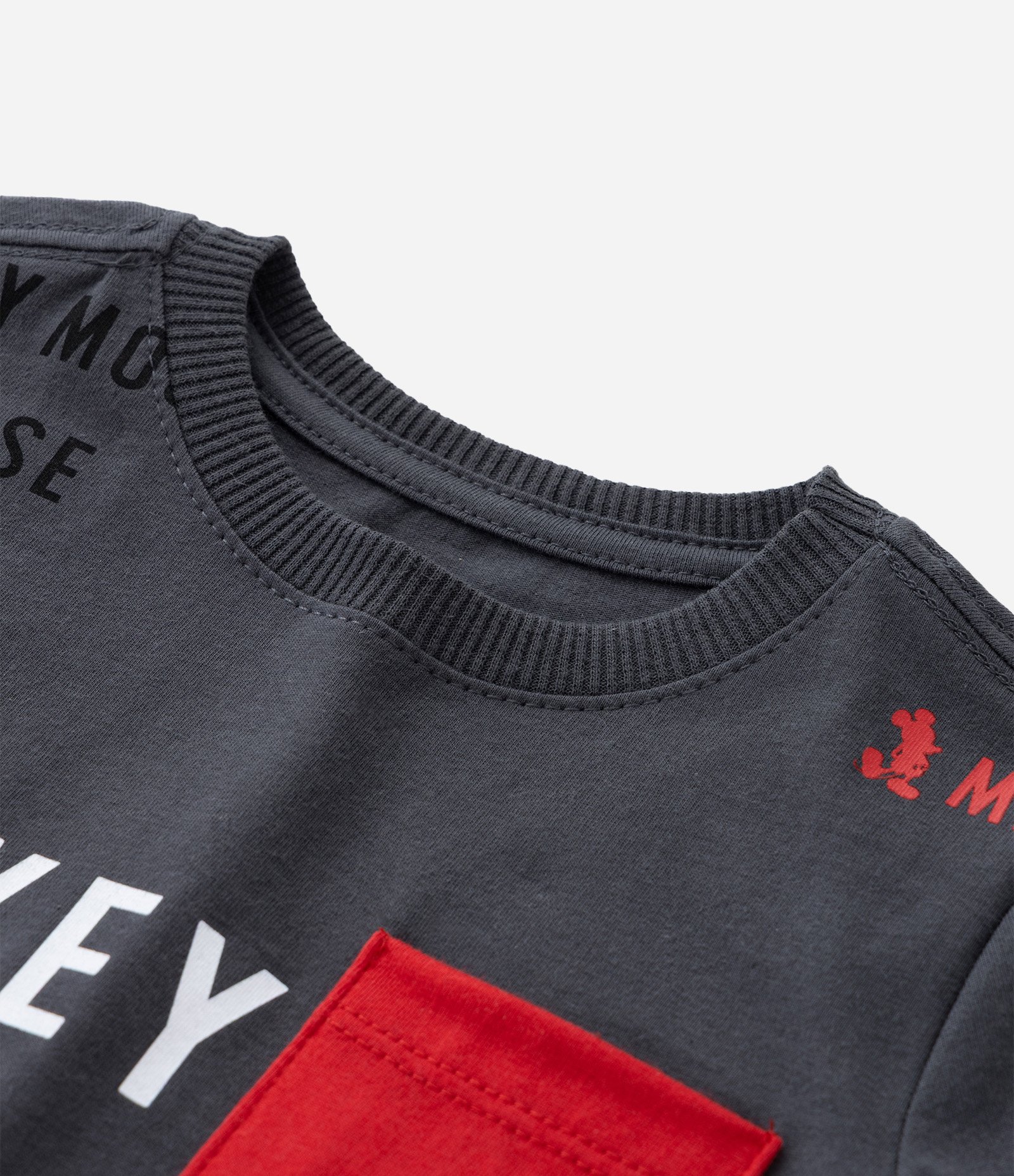 Camiseta Infantil com Bolsinho e Estampa Mickey Mouse - Tam 1 a 6 Anos Cinza 4