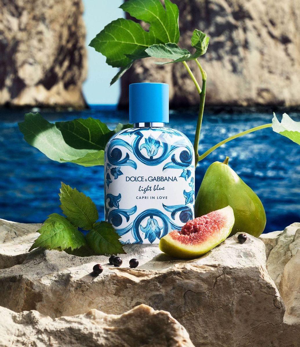 Perfume Dolce Gabbana Light Blue Capri In Love Eau de Parfum
