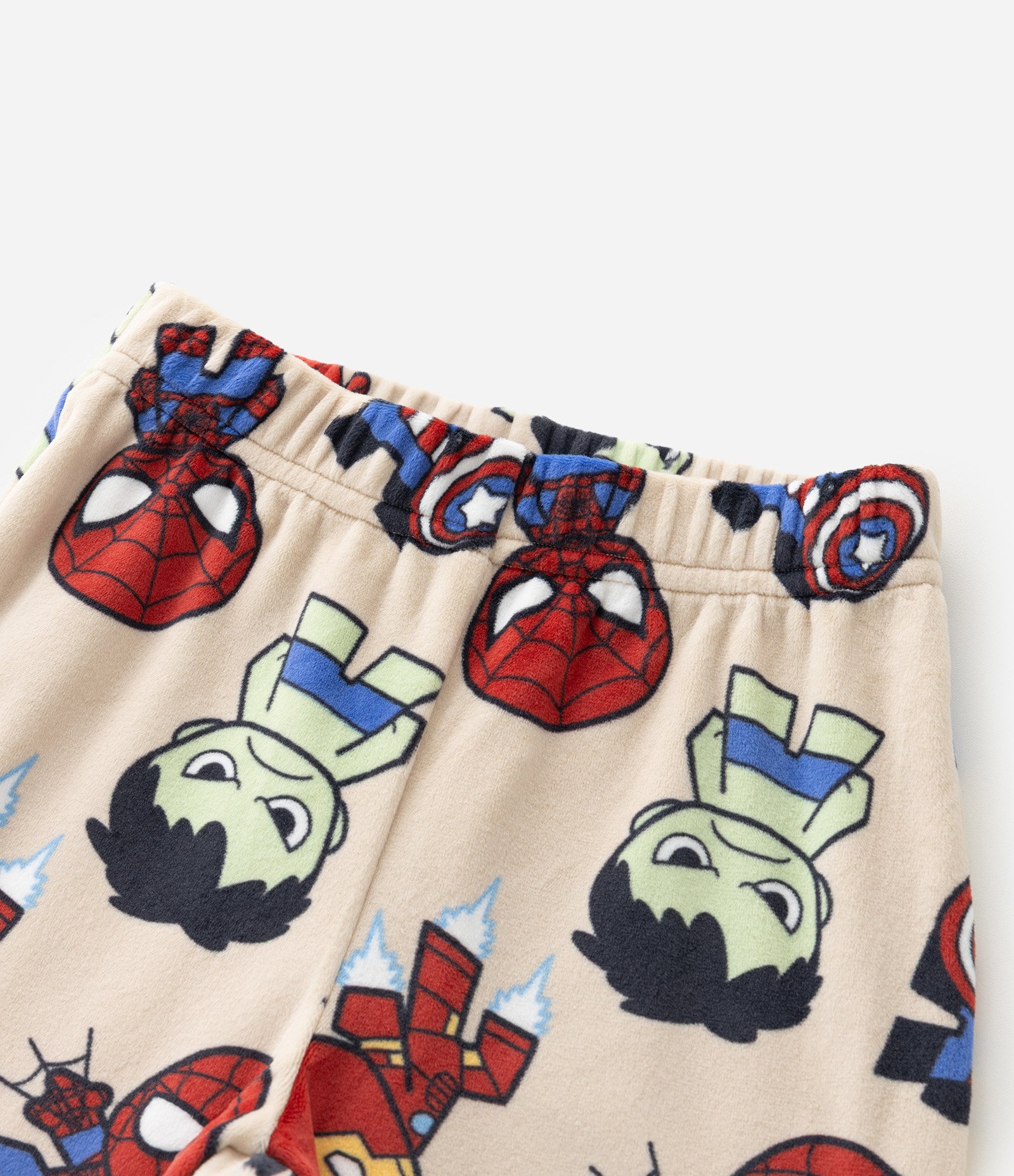 Pijama Infantil Longo em Plush com Estampa Baby Marvel – Tam 2 a 8 Anos Bege Claro 7