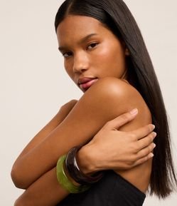 Kit 02 Braceletes Rígidos Fechados Marmorizados