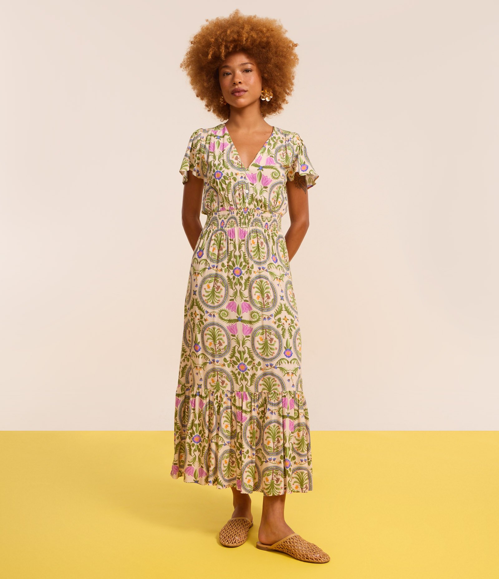 Vestido Long Midi em Viscose com Estampa Tropical e Manga Soltinha Off White 4