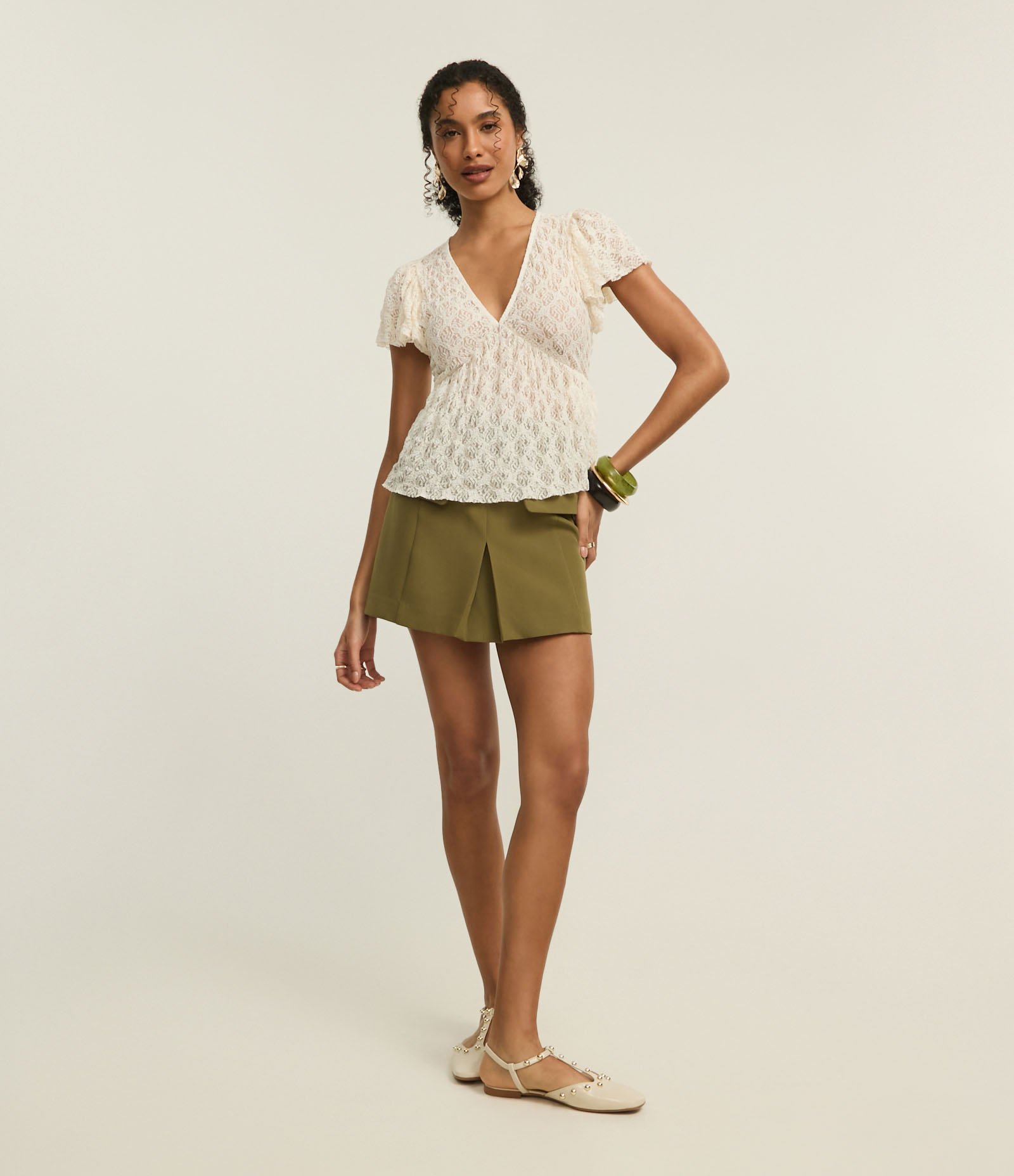 Blusa em Renda com Manga Bufante e Textura Diferenciada Off White 2