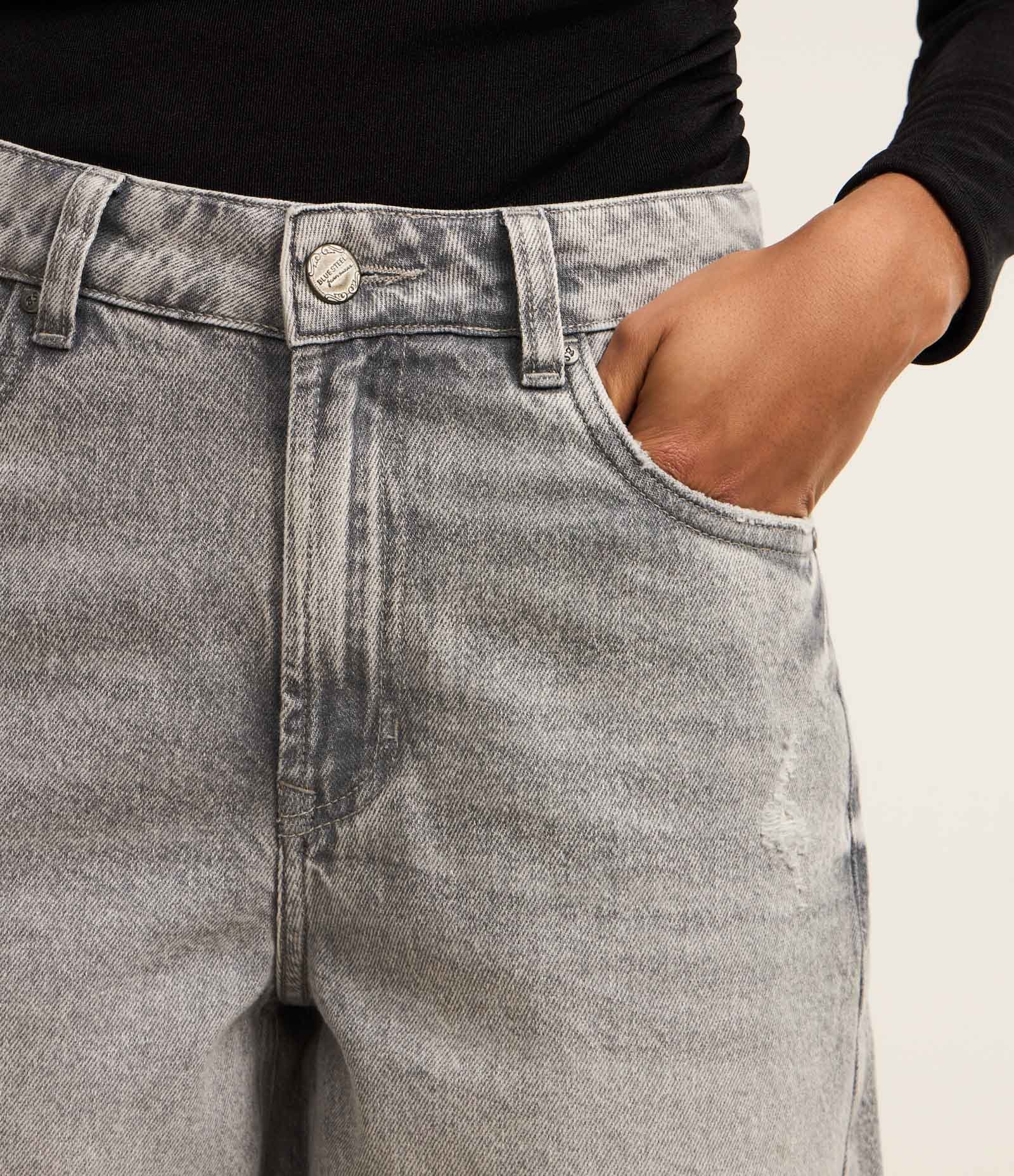 Bermuda Jorts em Jeans com Cintura Baixa Cinza 3