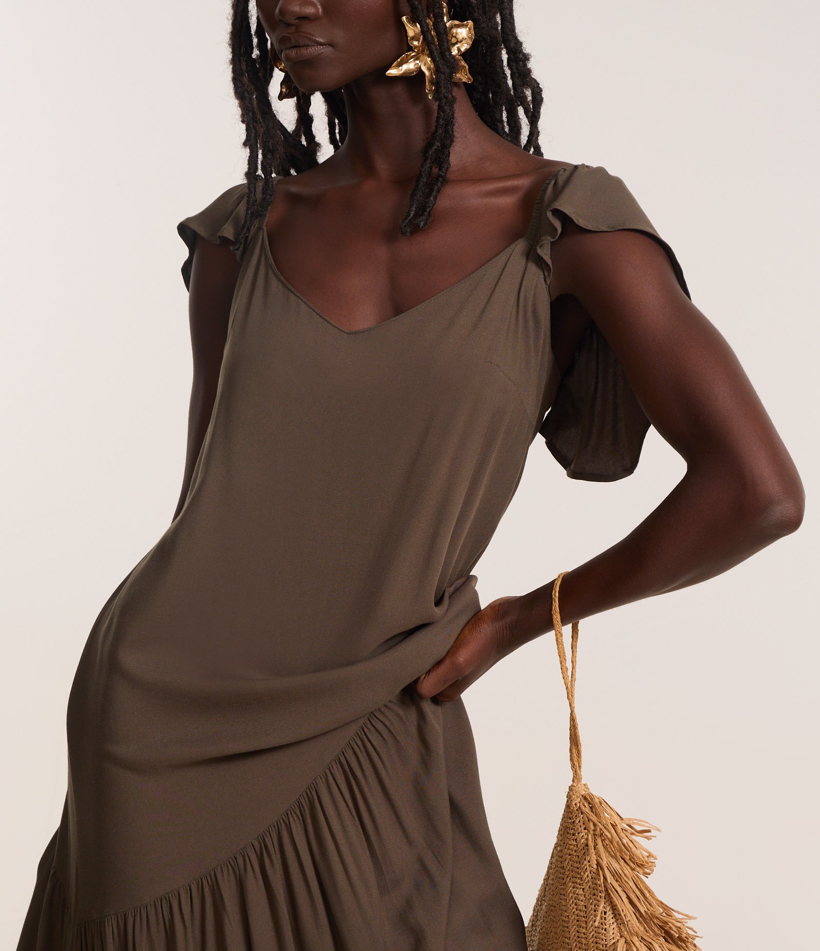 Vestido Longo em Chalis com Babado Assimétrico Verde 2