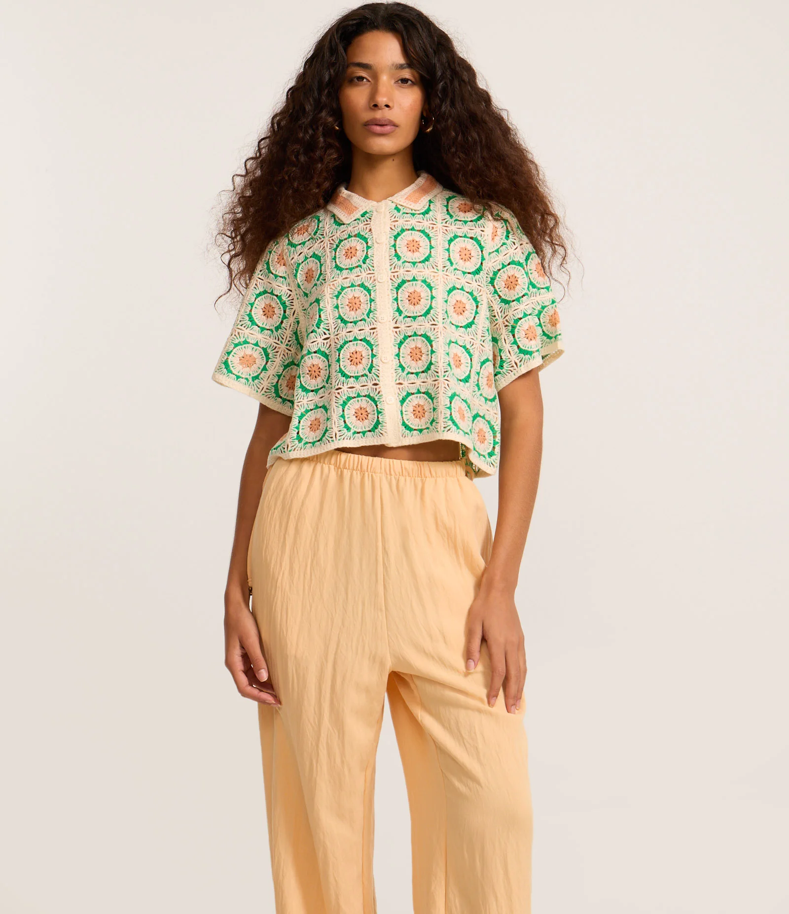 Calça Wide em Chalis com Cintura Alta e Amarração Laranja 2