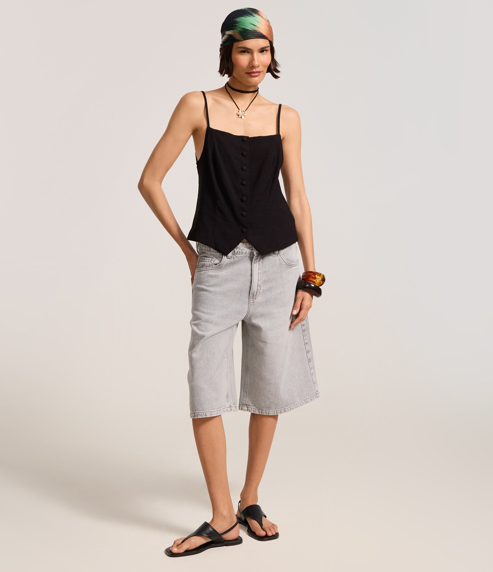 Colete em Alfaiataria com Botões Preto 2