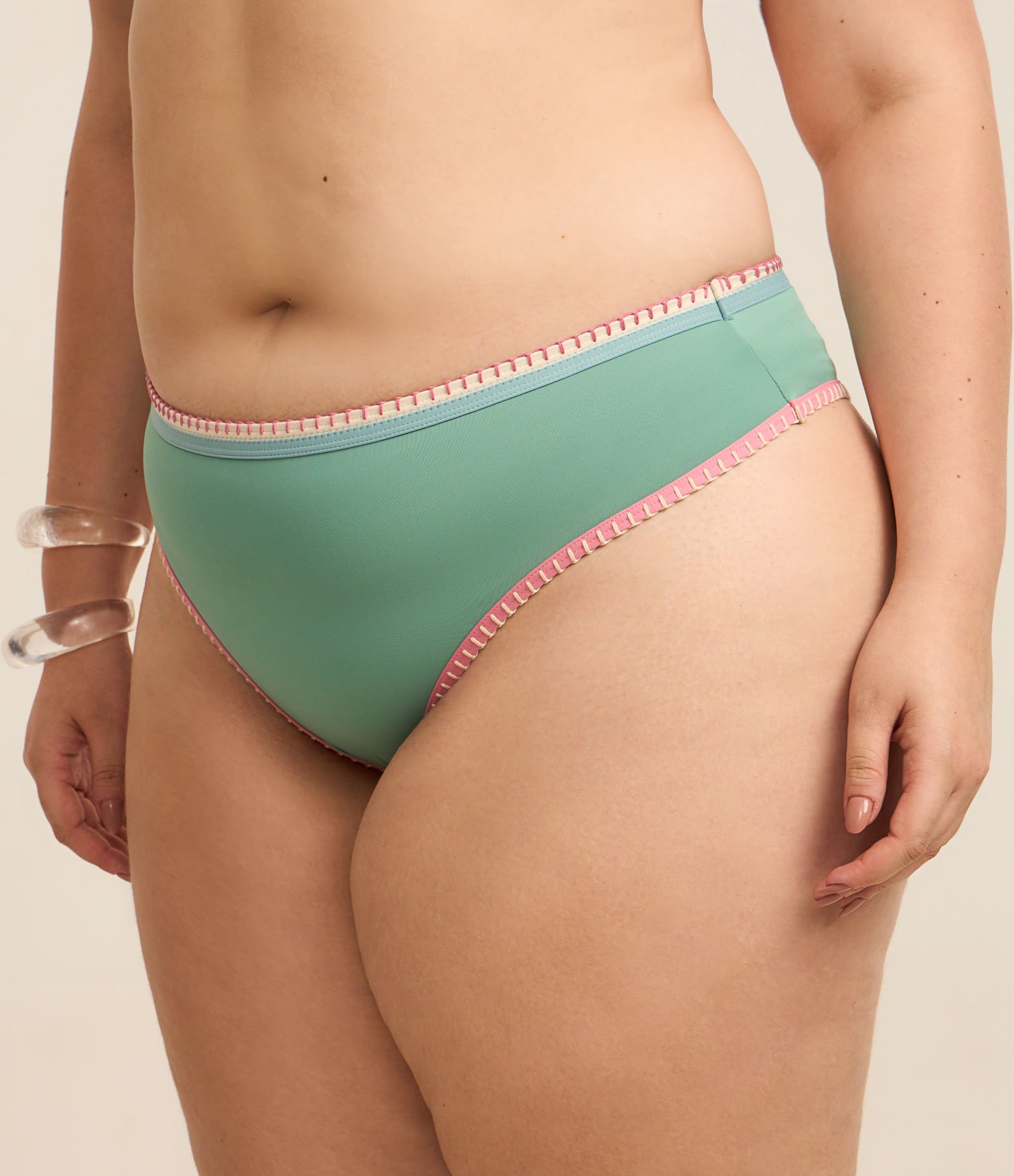 Biquíni Calcinha Média em Microfibra com Viés Colorido Curve & Plus Size Verde 2