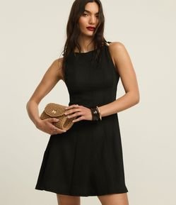 Vestido Godê Curto Texturizado com Detalhe Metalizado