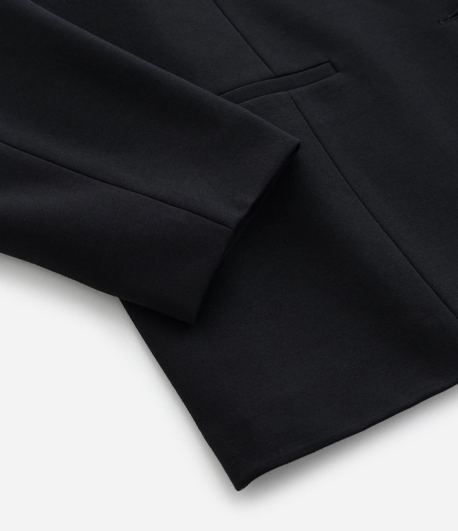 Blazer Slim Alongado em Ponto Roma Curve & Plus Size Preto 9