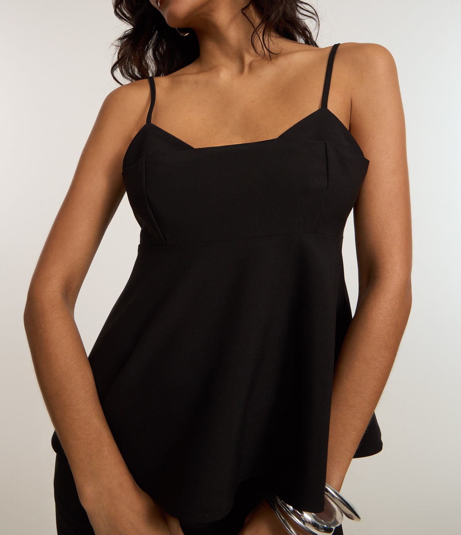 Blusa Peplum em Alfaiataria om Decote Diferenciado Preto 3