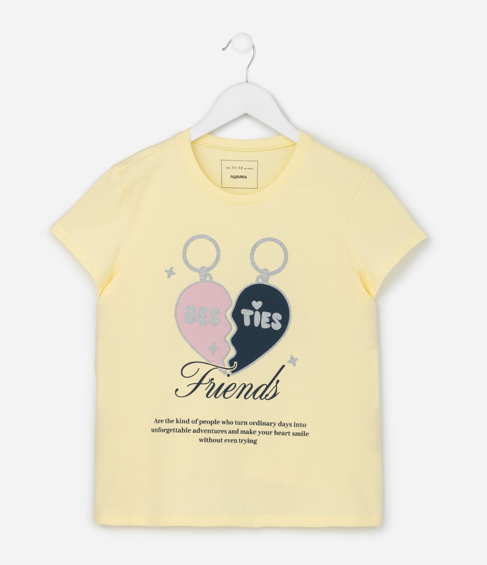 Camiseta Regular Infantil com Estampa de Coração Besties Friends - Tam 5 a 14 anos Amarelo 2