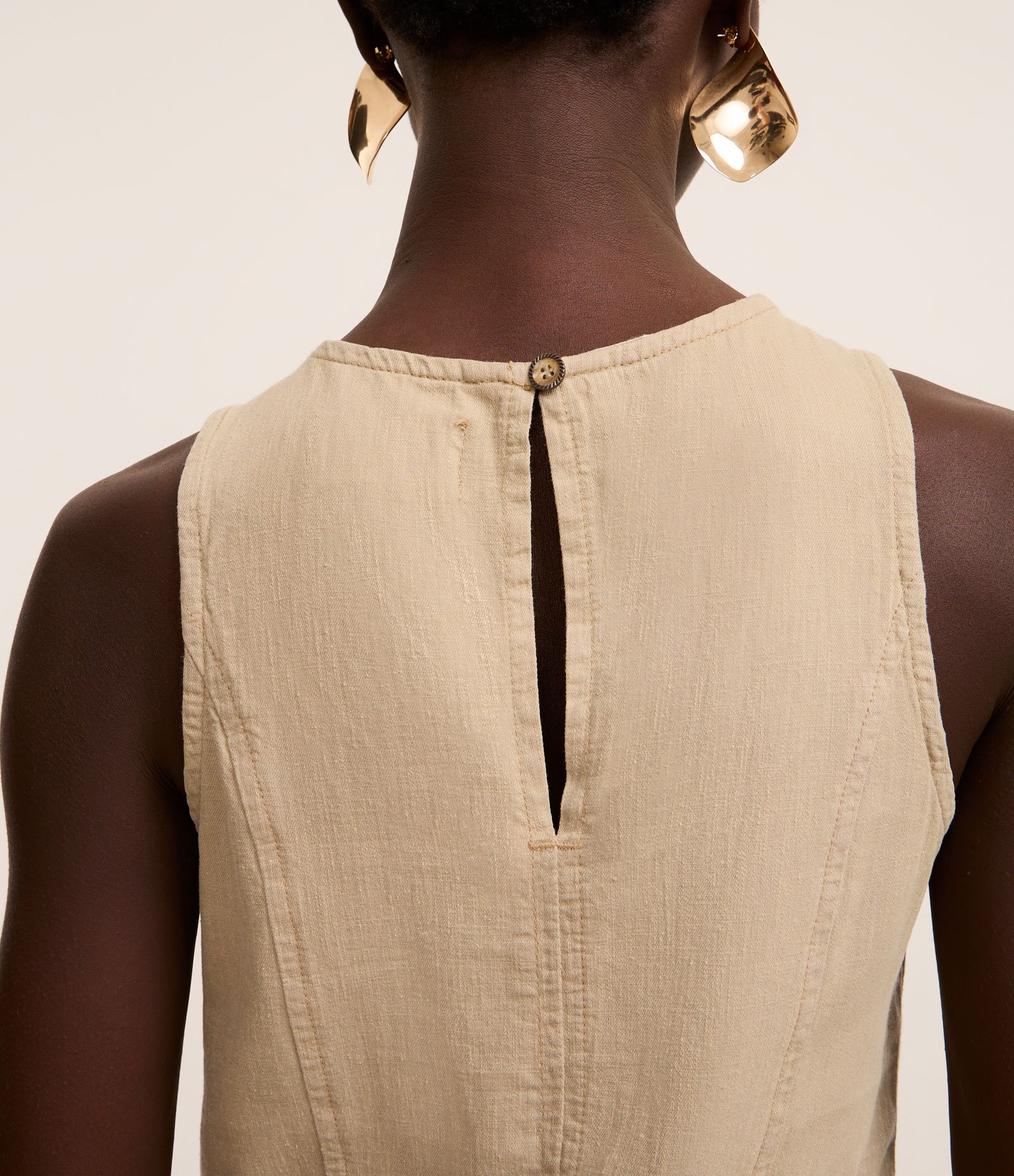 Vestido Midi em Sarja com Recortes e Amarrações Bege 4