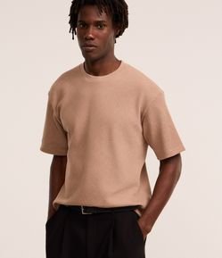 Camiseta Boxy em Algodão com Gola Canoa e Canelada