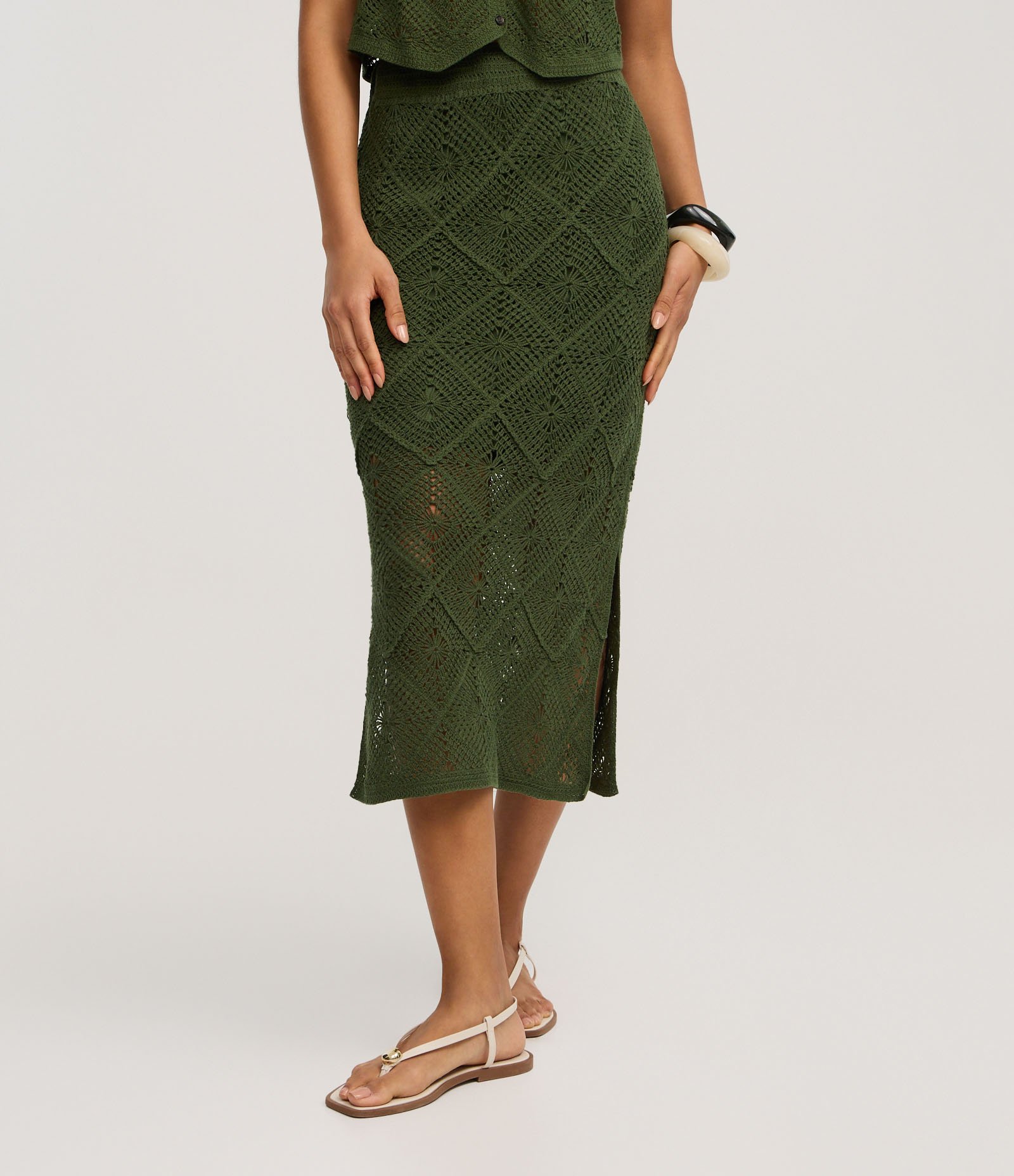 Saia Reta Midi de Tricô com Mix de Pontos em Efeito Crochê Verde 3