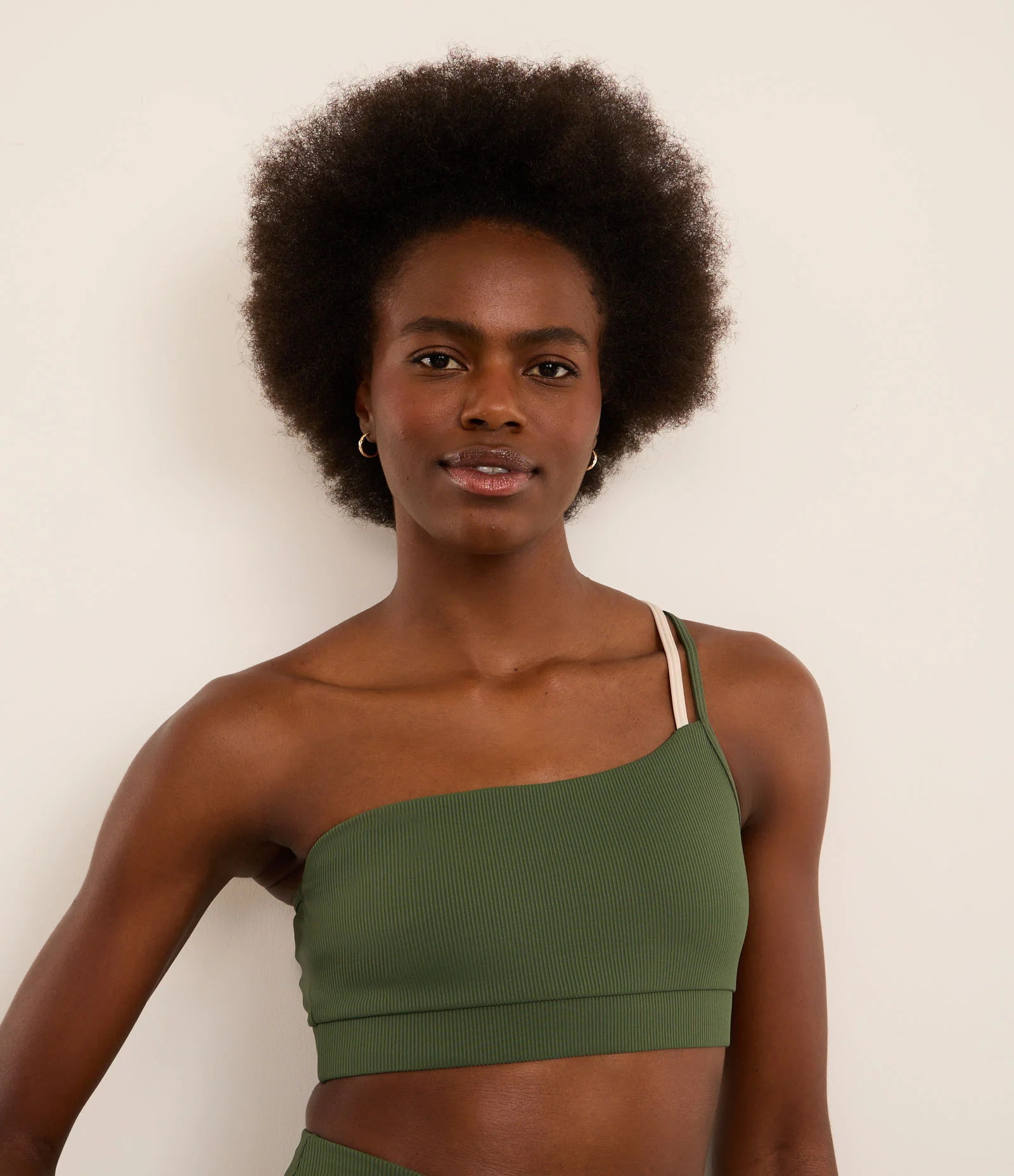 Top Ombro Único Esportivo em Microfibra Canelada Verde 1