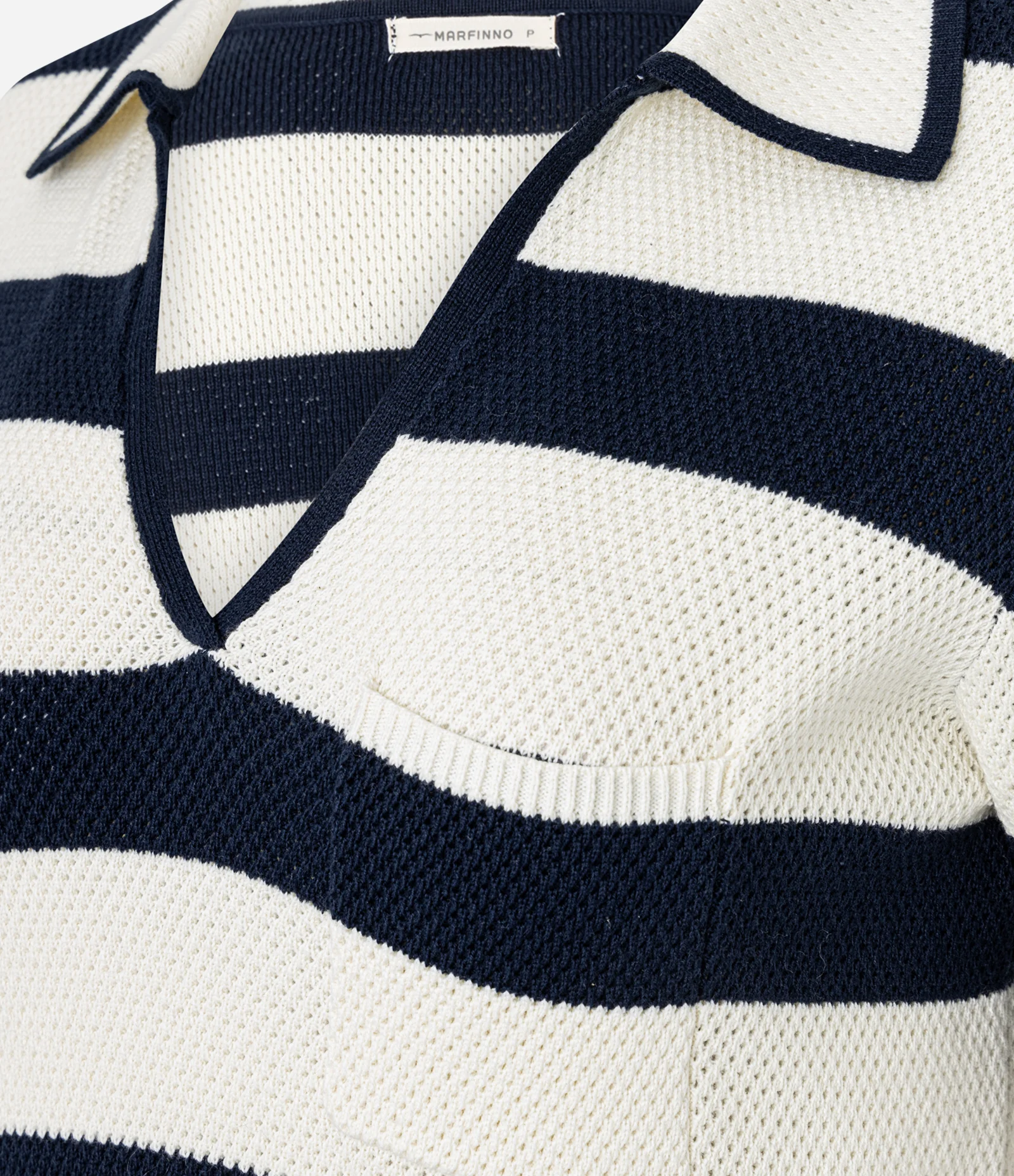 Blusa Listrada em Tricô com Gola Polo e Bolso Azul Escuro/Off White 3
