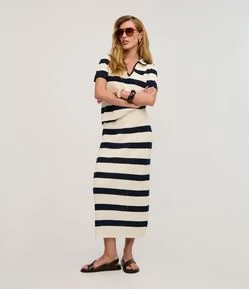 Saia Midi Listrada em Tricô com Fenda na Barra