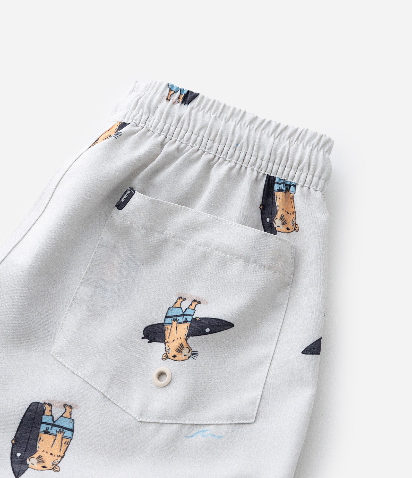Bermuda Infantil em Microfibra com Mini Ícones de Capivara - Tam 5 a 14 Anos Branco 4