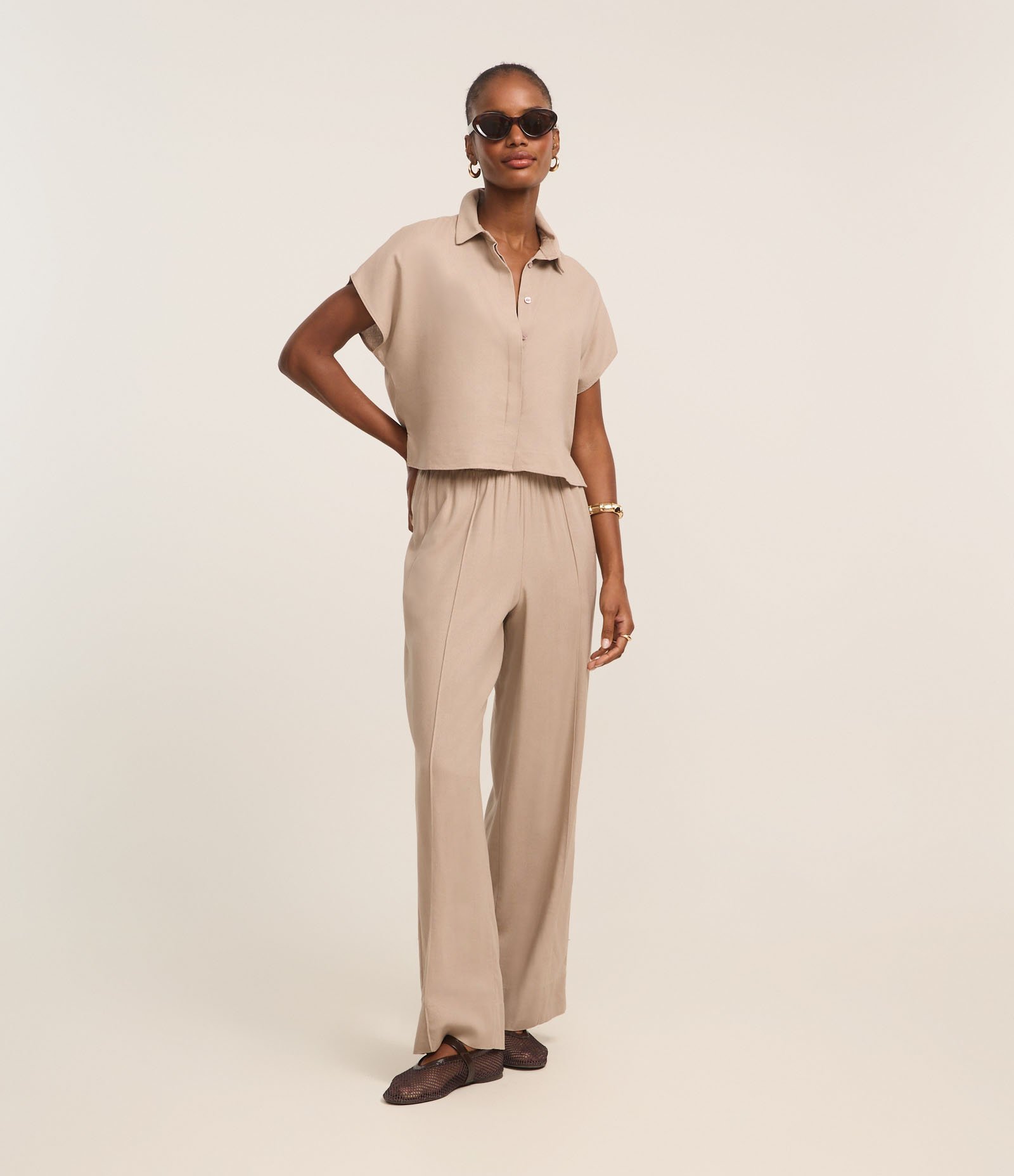 Calça Pantalona em Viscolinho com Cós Elástico Cinza 1