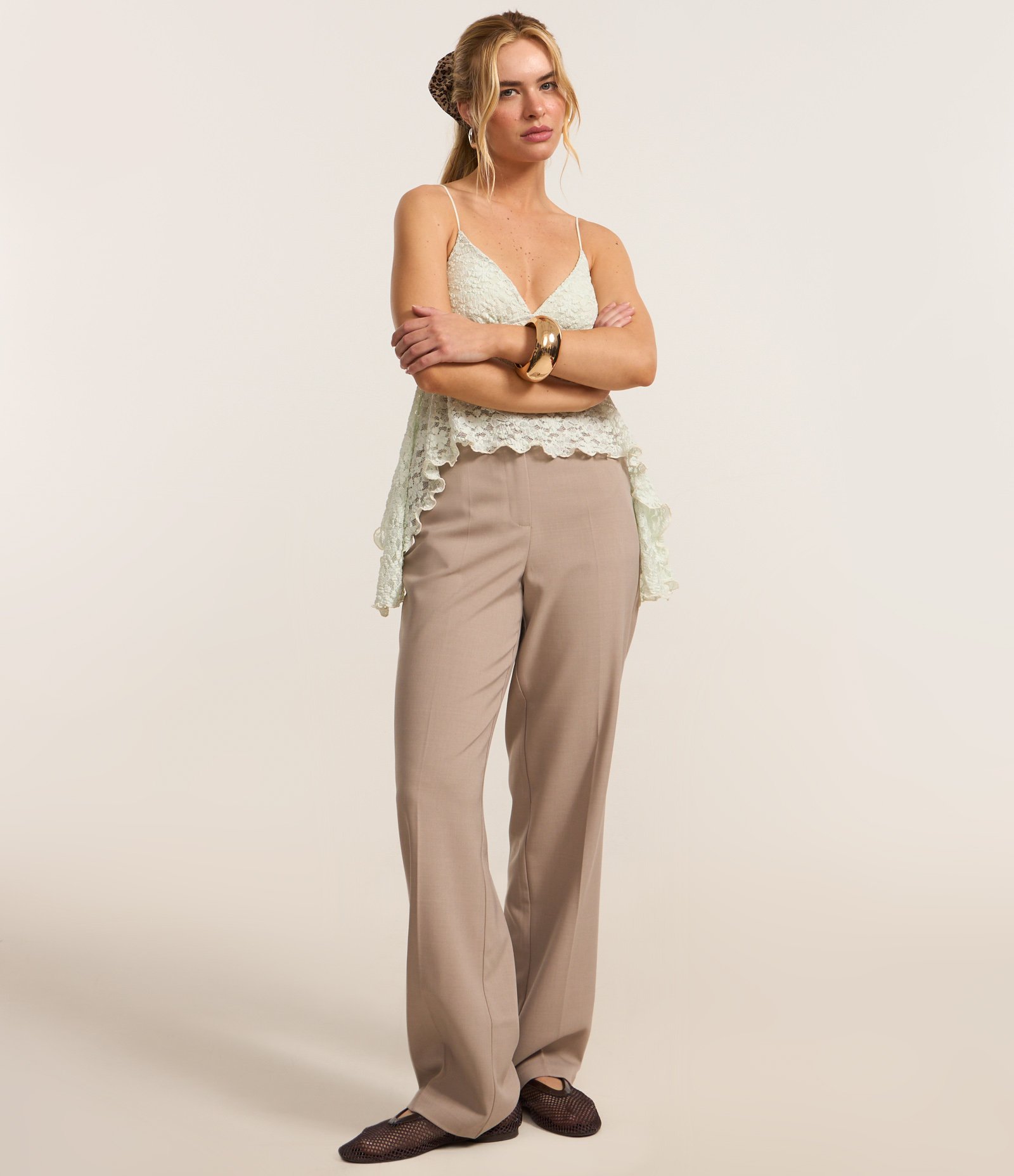 Blusa em Renda com Alça Fina Azul 2