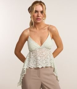 Blusa em Renda com Alça Fina