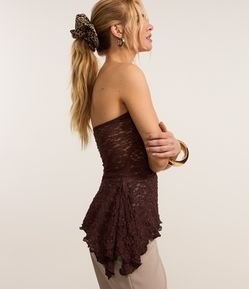 Blusa Tomara que Caia em Renda com Pontas Diferenciadas