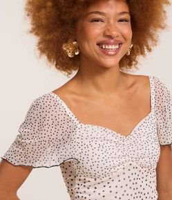 Blusa Cropped em Tule Poá com Manga Bufante Frufru