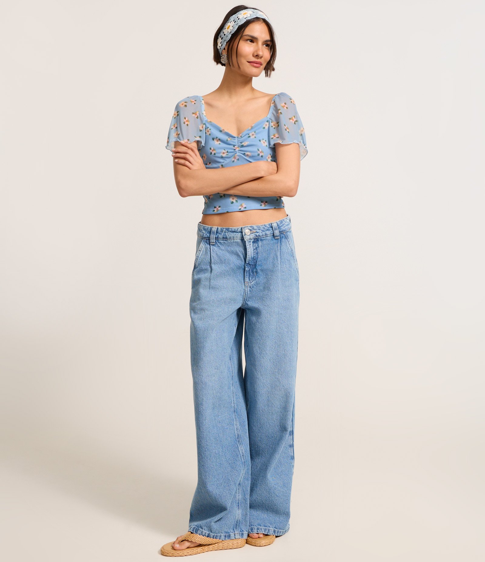 Blusa Cropped em Tule com Manga Soltinha e Estampa Floral Azul 2