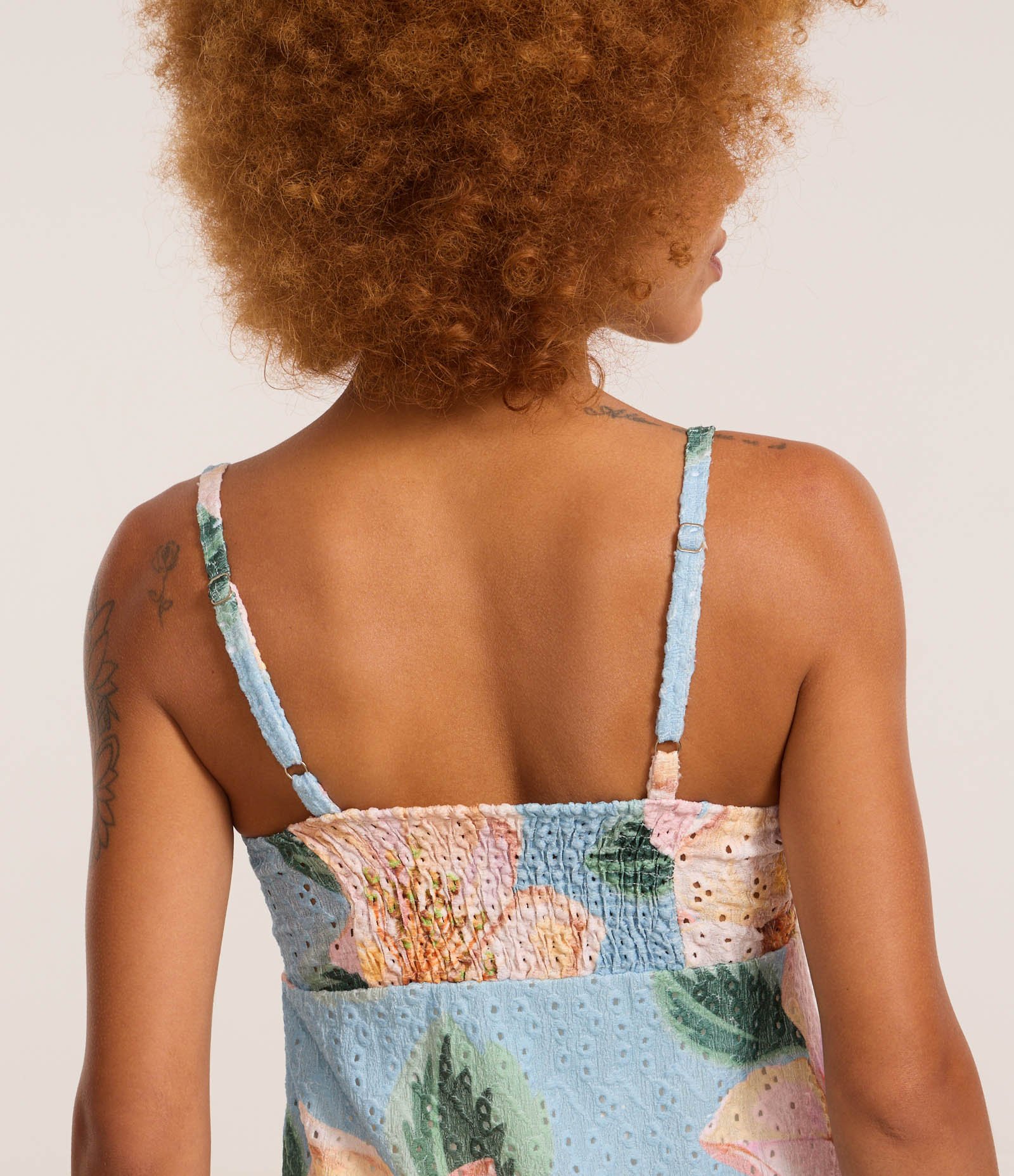 Vestido Long Midi em Laise com Estampa Frontal Multicores 4