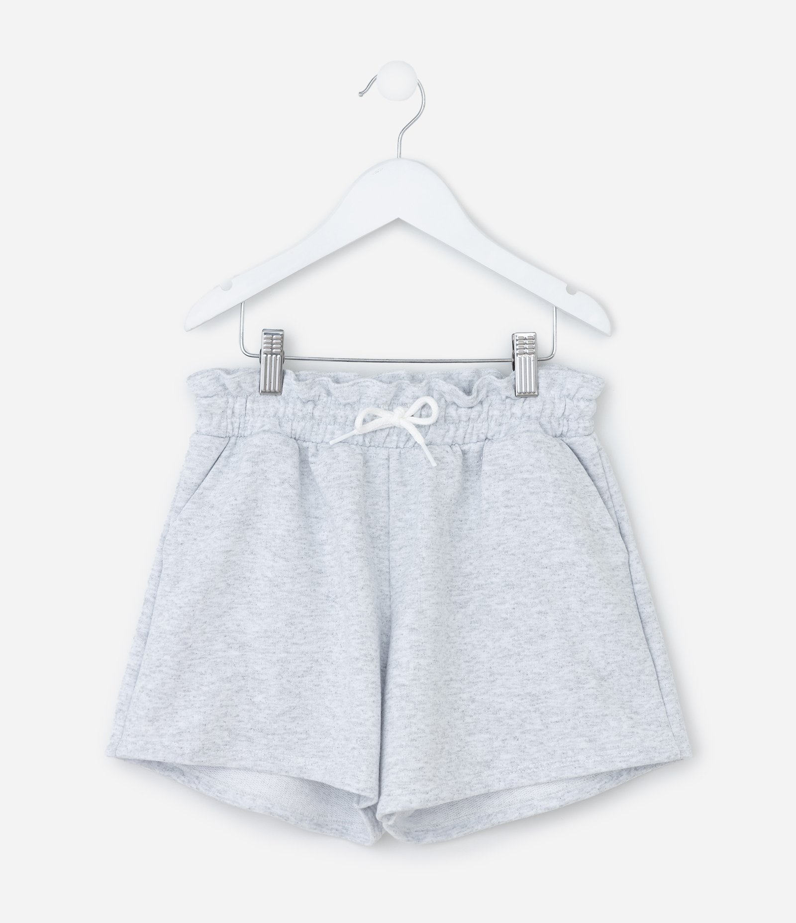 Short Clochard Infantil em Moletinho com Bolso - Tam 5 a 14 Anos Cinza Claro 2