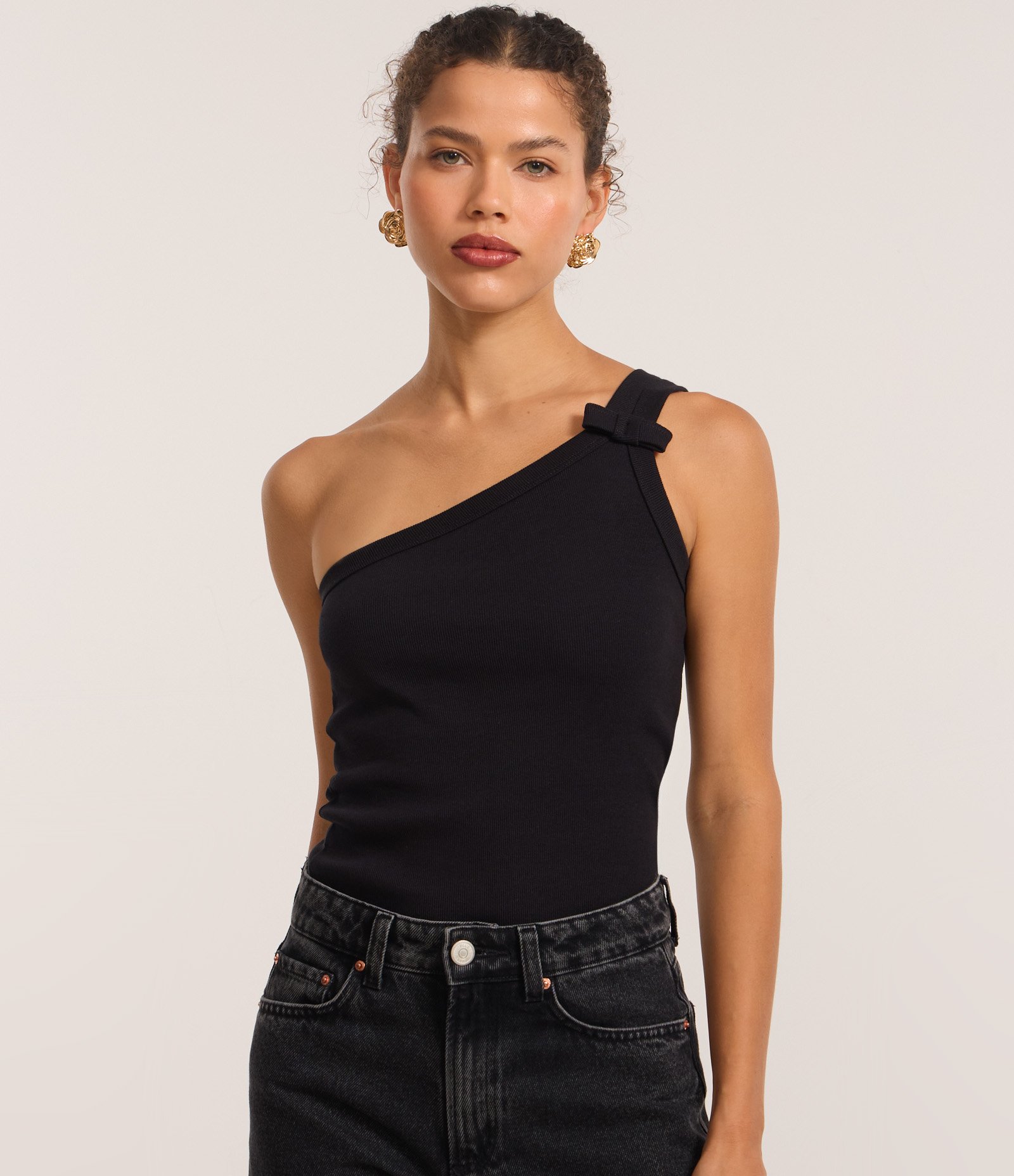 Blusa Ombro Só com Lacinho na Alça Larga Preto 3