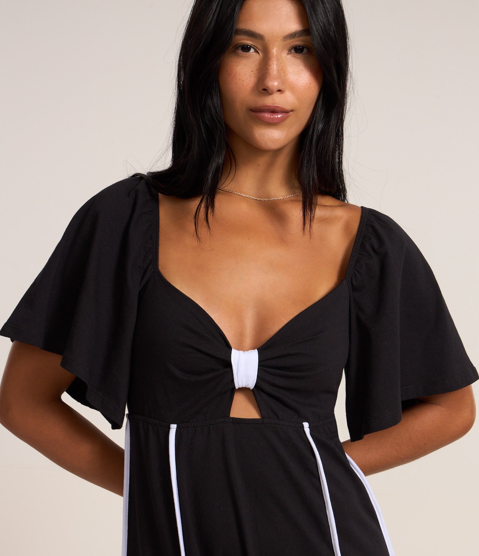 Vestido Long Midi com Laço no Busto e Viés Contrastantes Preto 3