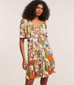 Vestido Curto com Decote Coração e Estampa Natural