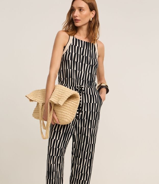 Macacão Reto em Viscose com Detalhes em Tricô e Estampa Geométrica