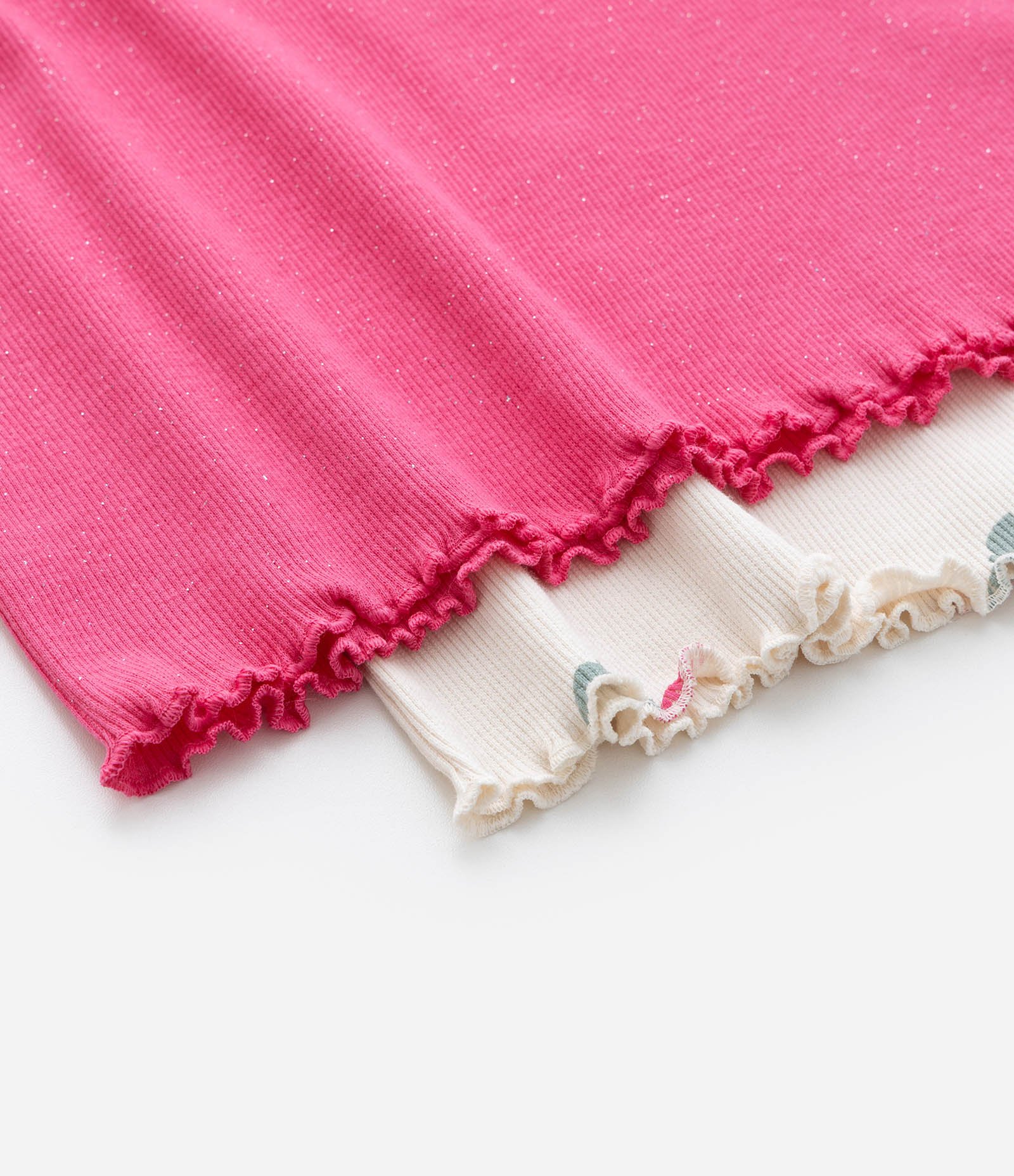 Kit 02 Blusas Infantis em Ribana com Estampa Cereja - Tam 5 a 14 Anos Rosa/Bege 5