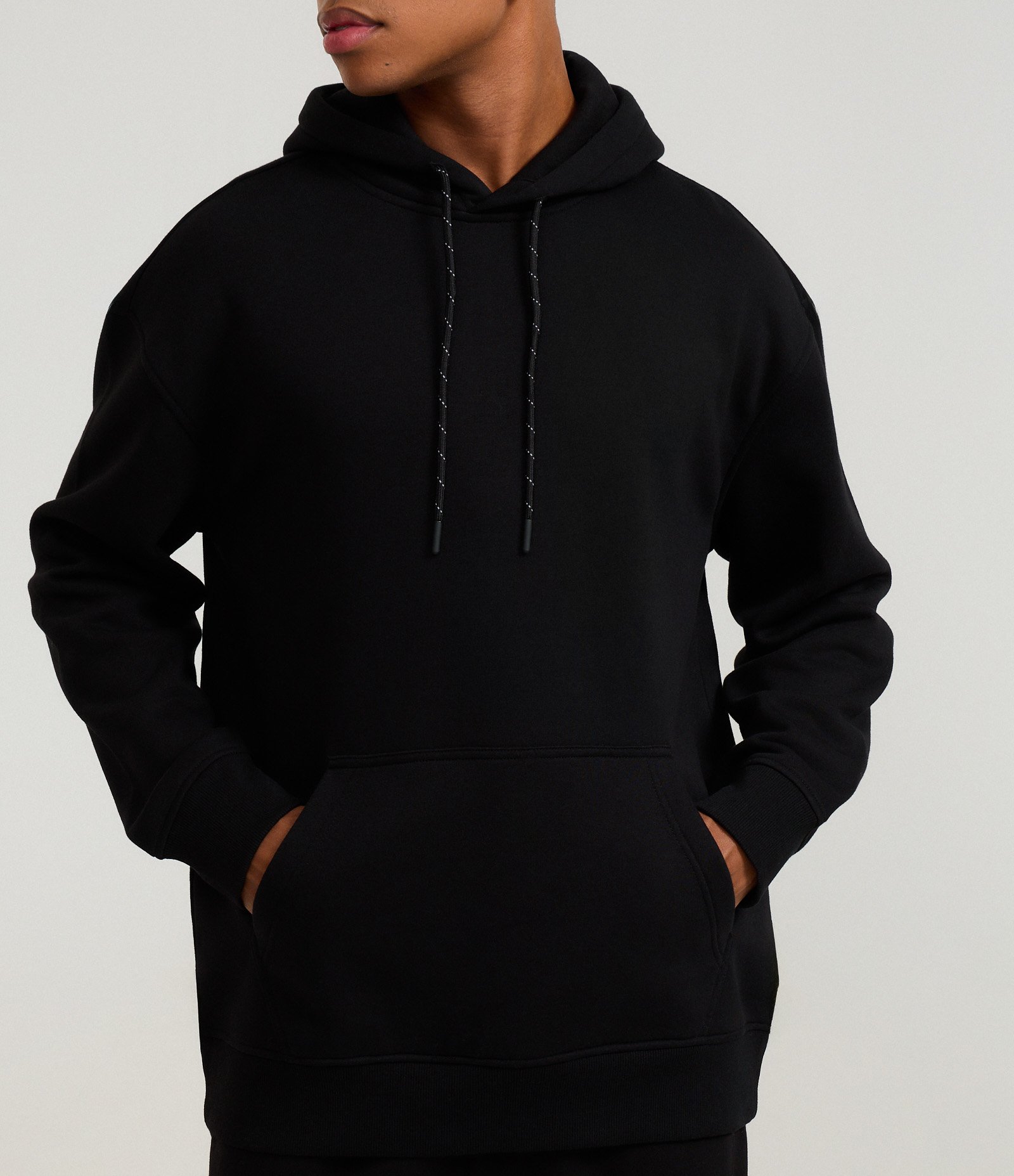 Casaco Relaxed Básico em Moletom com Forro Preto 4