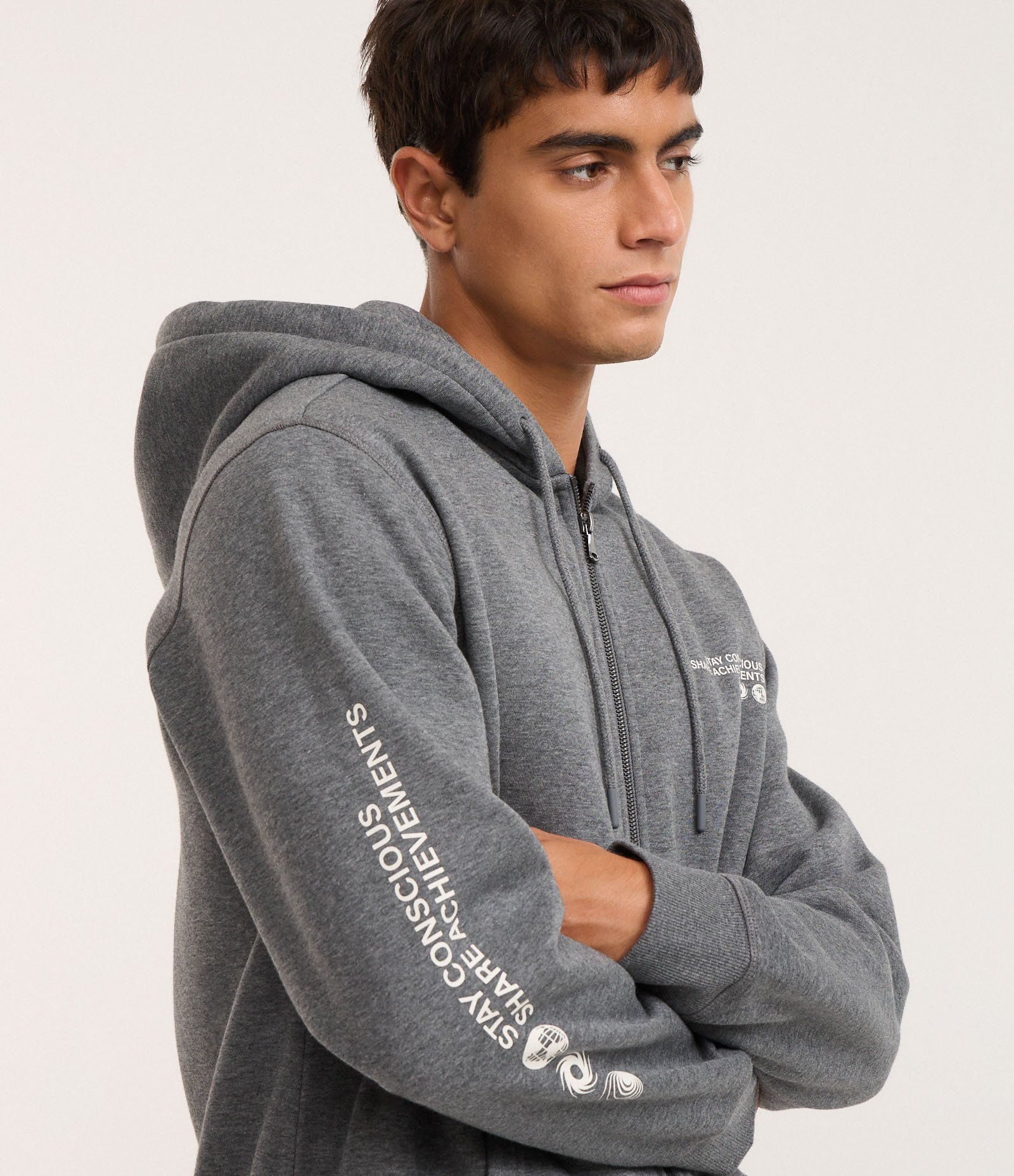 Casaco em Moletom com Estampa Localizada Cinza 3