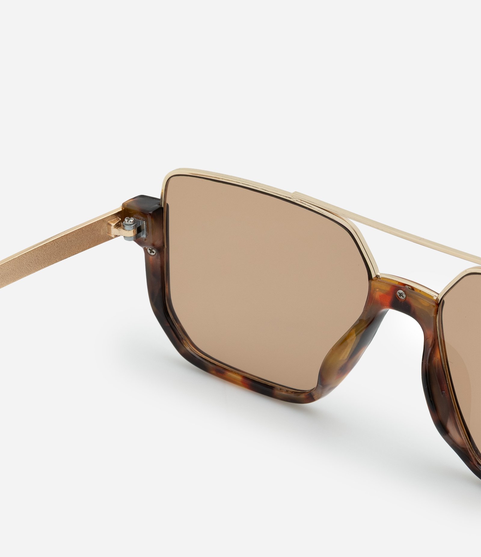 Óculos de Sol Quadrado com Estampa Tartaruga e Ponte Dourada Dourado 3