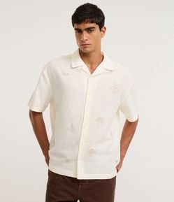 Camisa Boxy em Tricoline com Estampa Bordado de Verão