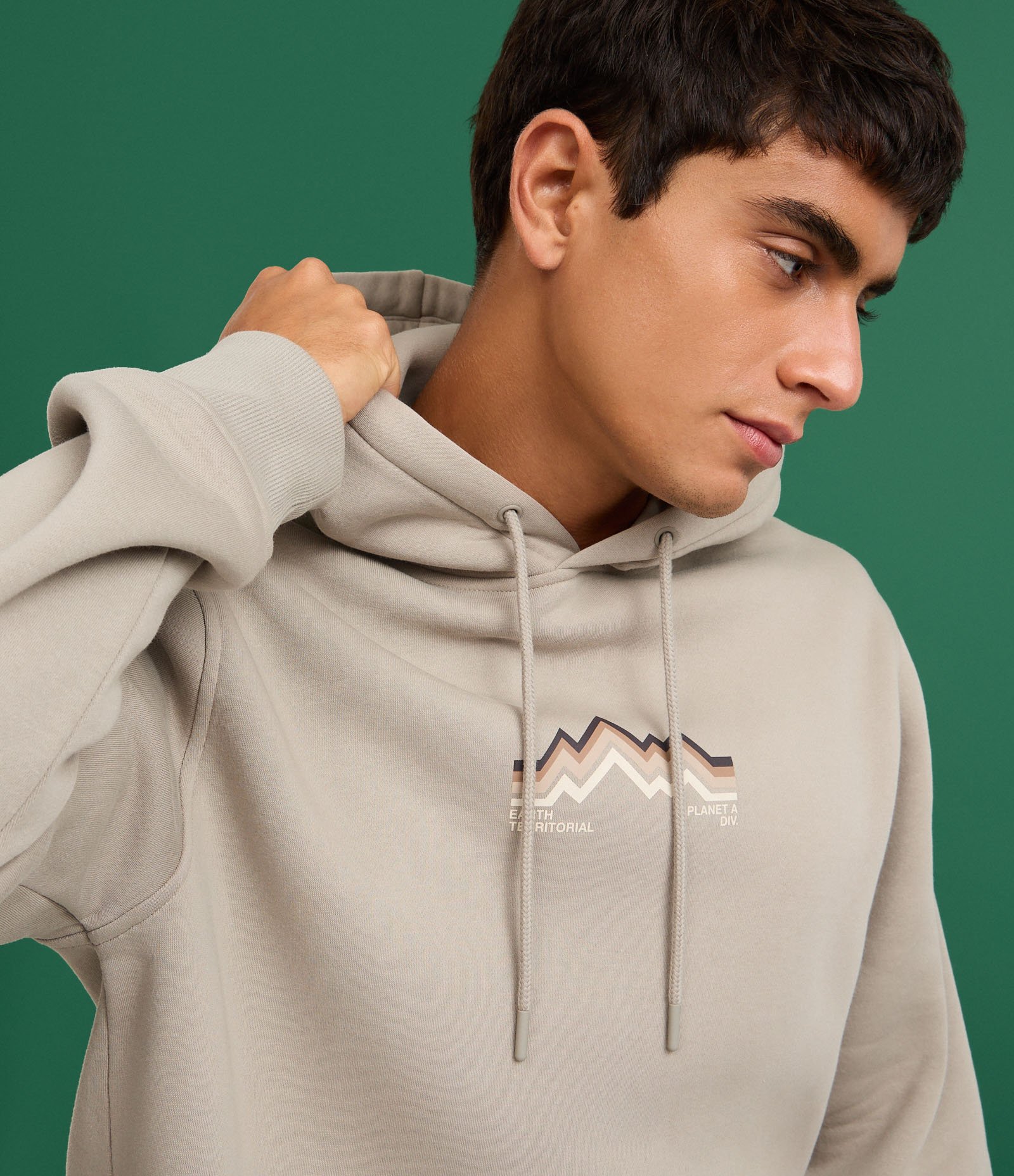 Casaco Comfort em Moletom com Felpa e Estampa Lettering Montanha Cinza 3