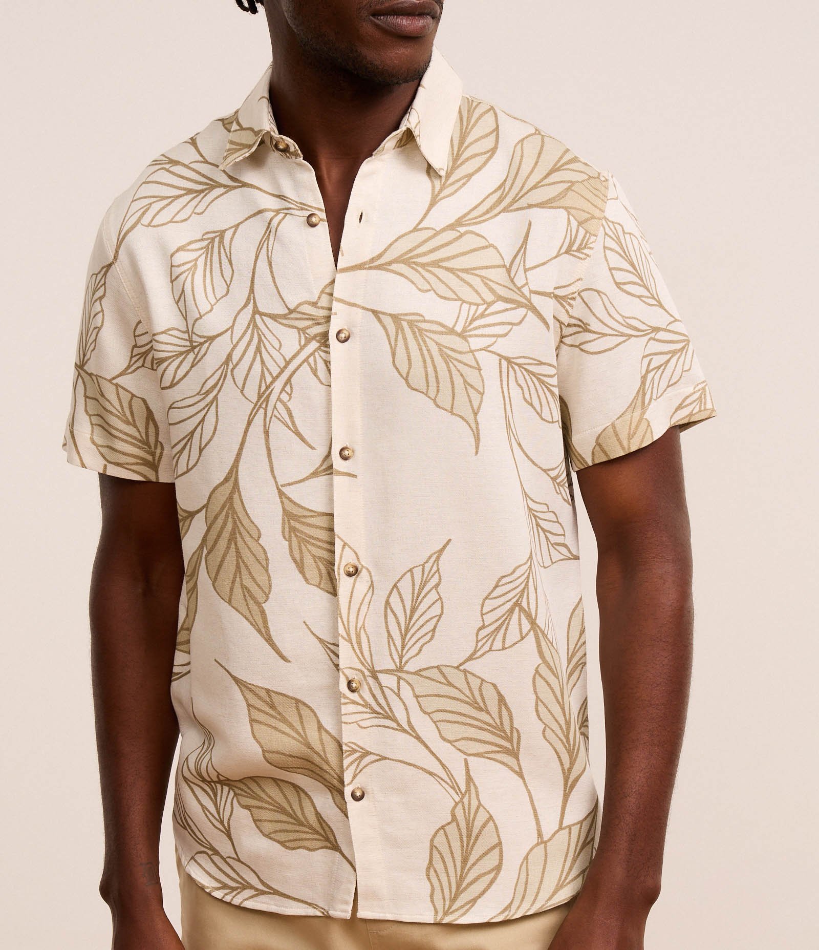 Camisa Regular em Algodão com Estampa de Folhagens Off White 3
