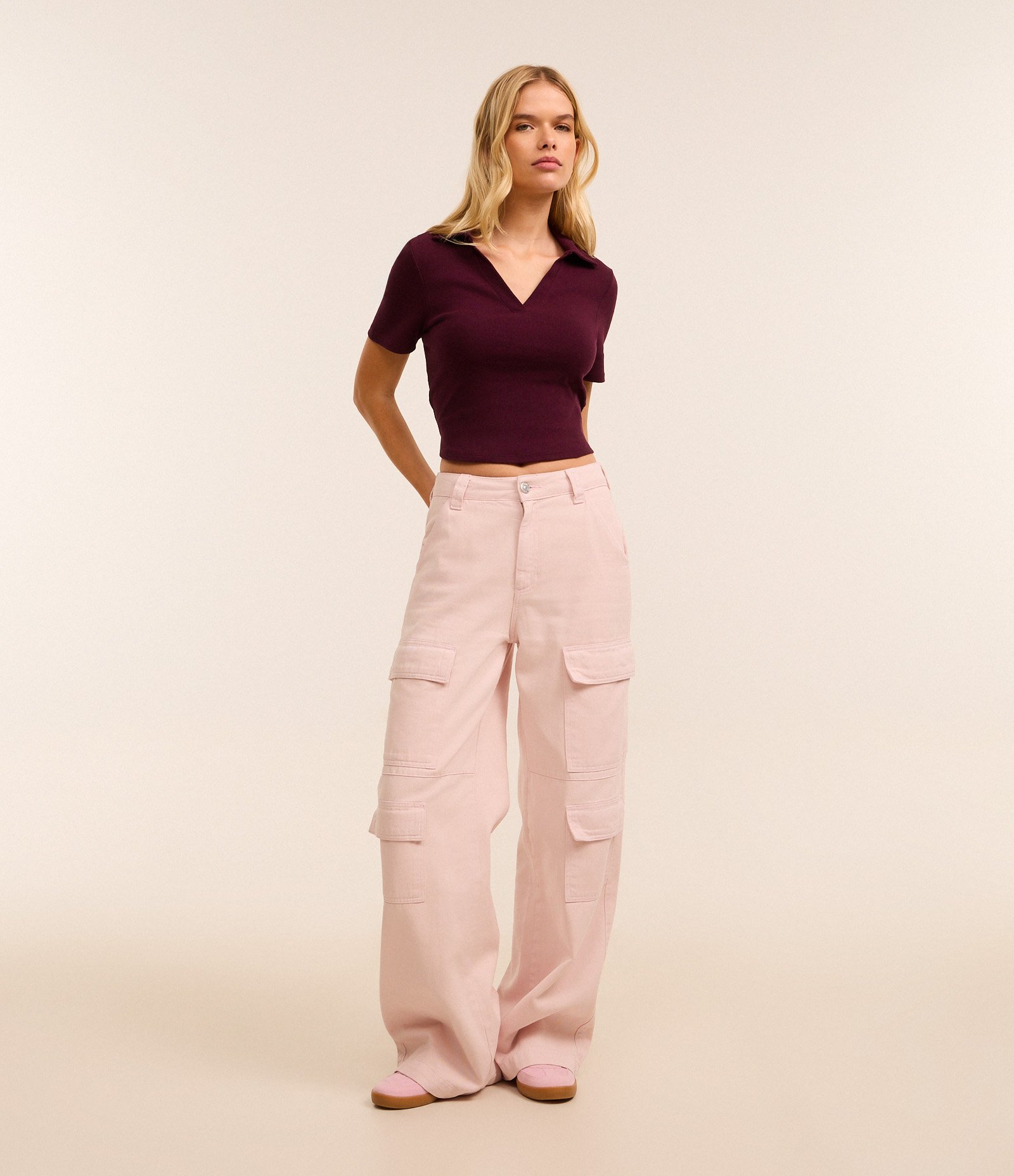 Blusa em Ribana com Gola Polo e Manga Curta Bordô 2