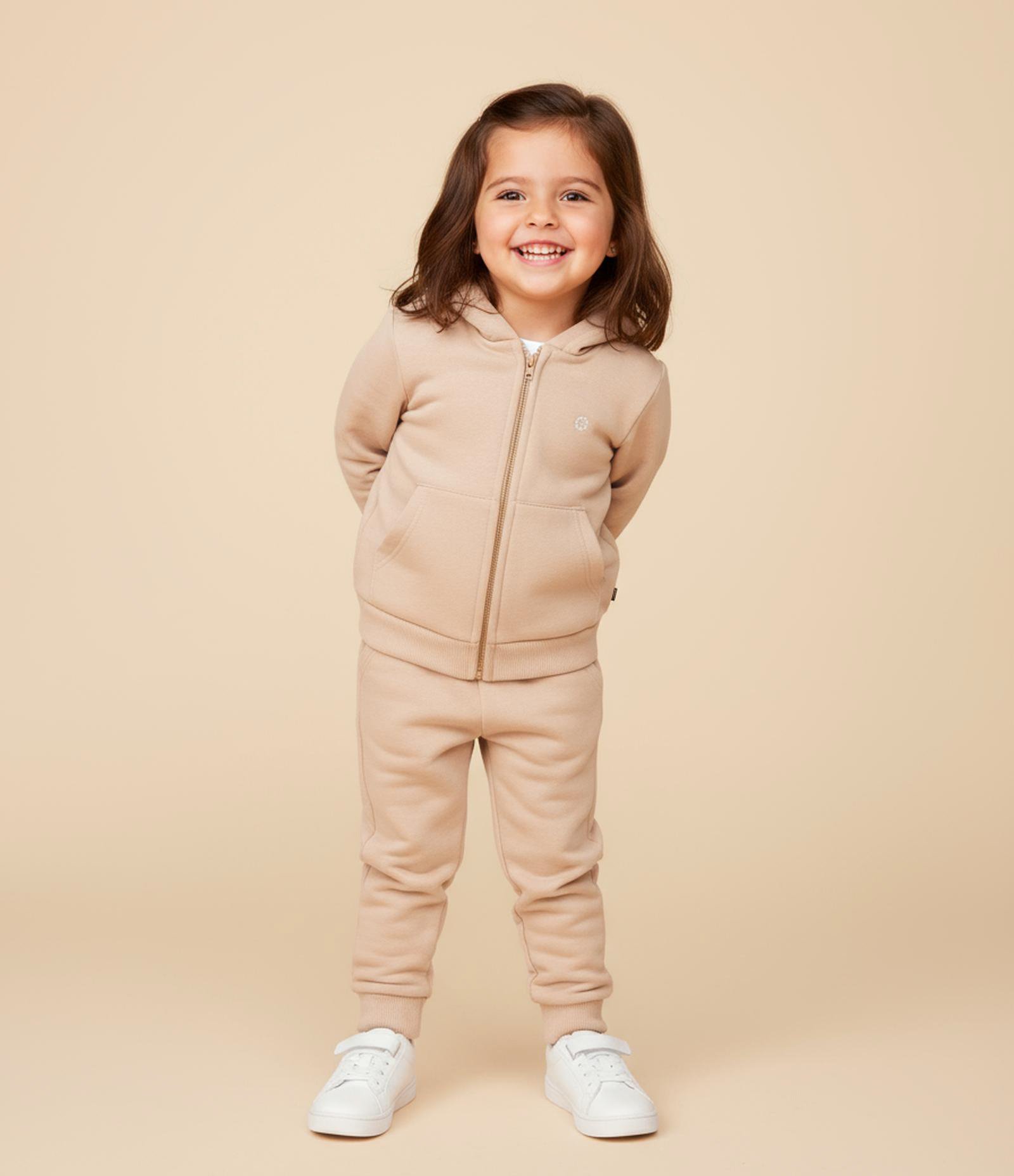 Calça Jogger Infantil em Moletom com Felpa e Bolsos - Tam -  1 A 5 Bege 1