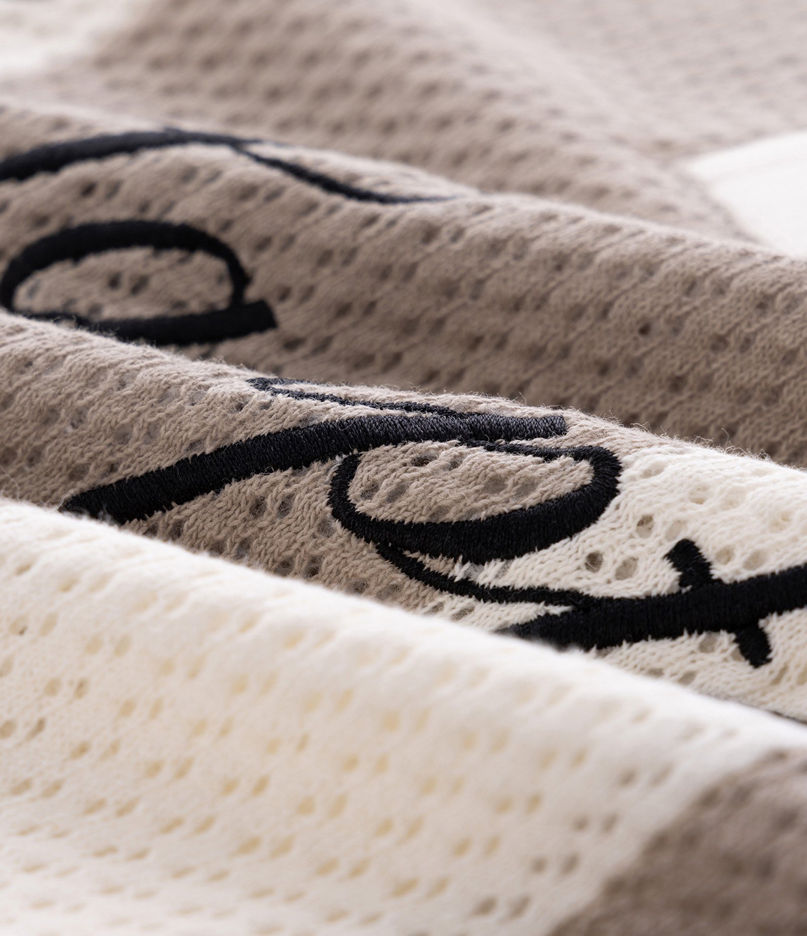 Camiseta Polo Oversized em Tricô Listrada com Bordado The Hamptons Bege 7