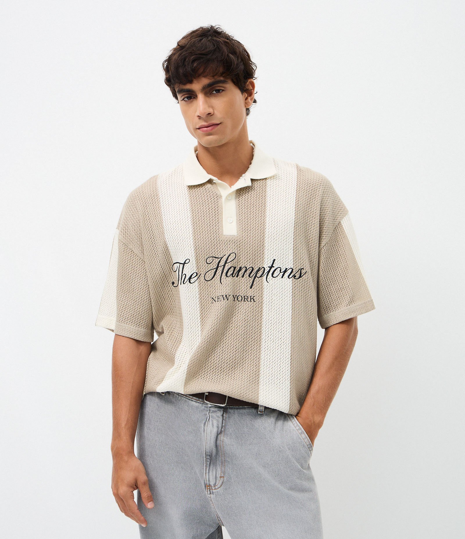Camiseta Polo Oversized em Tricô Listrada com Bordado The Hamptons Bege 3