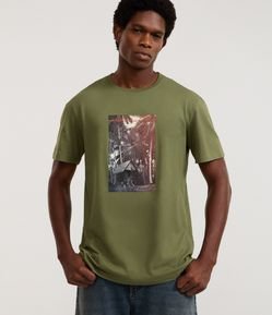 Camiseta Comfort em Algodão com Estampa de Paisagem