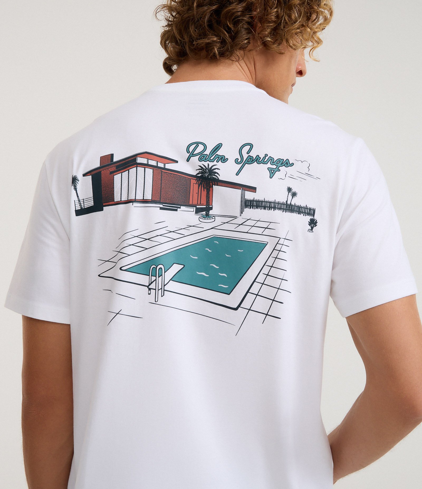 Camiseta Comfort em Algodão com Estampa Lettering Branco 3