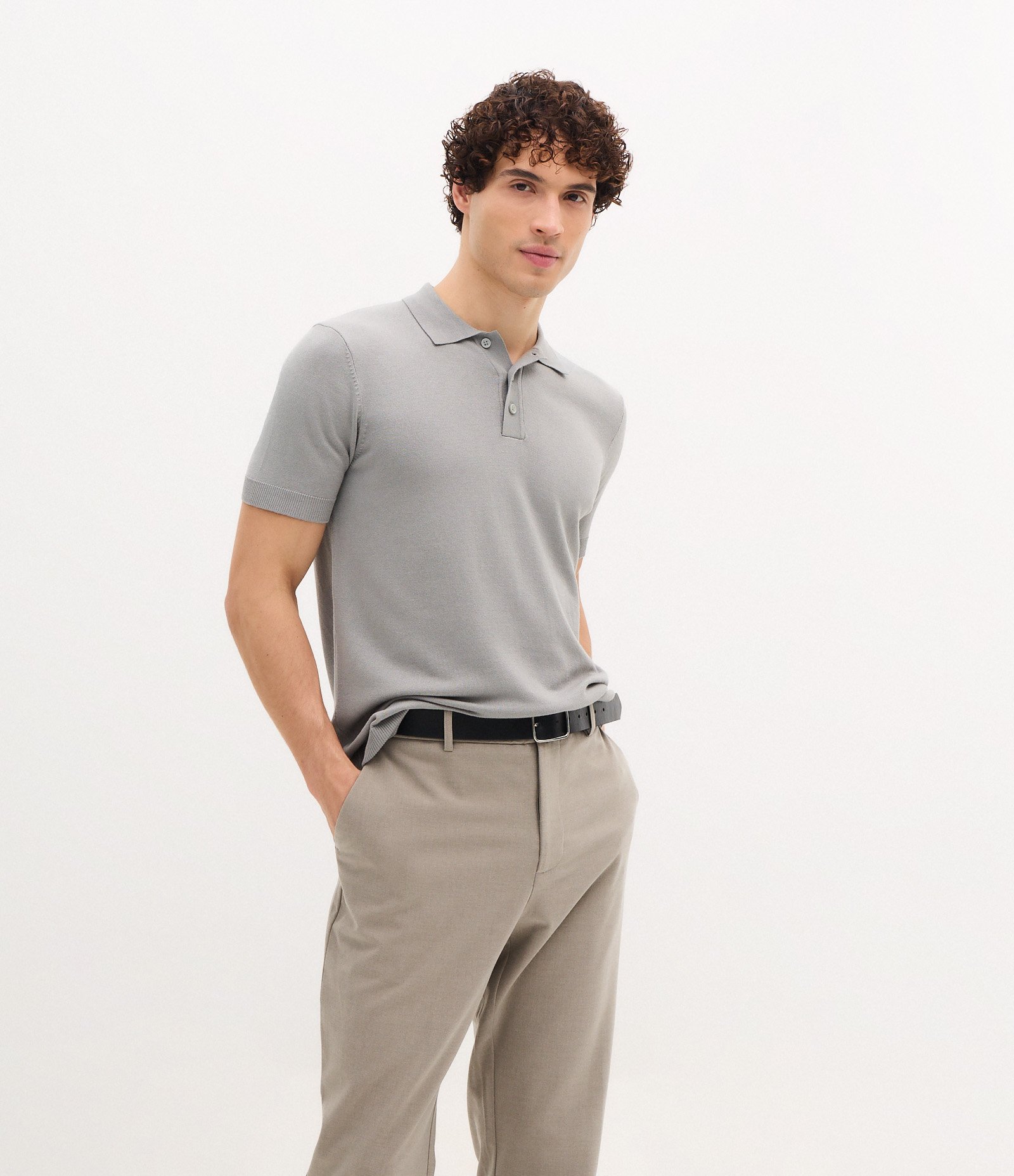 Calça em Viscose Alfaiatada com Cós Elástico Cinza Médio 4