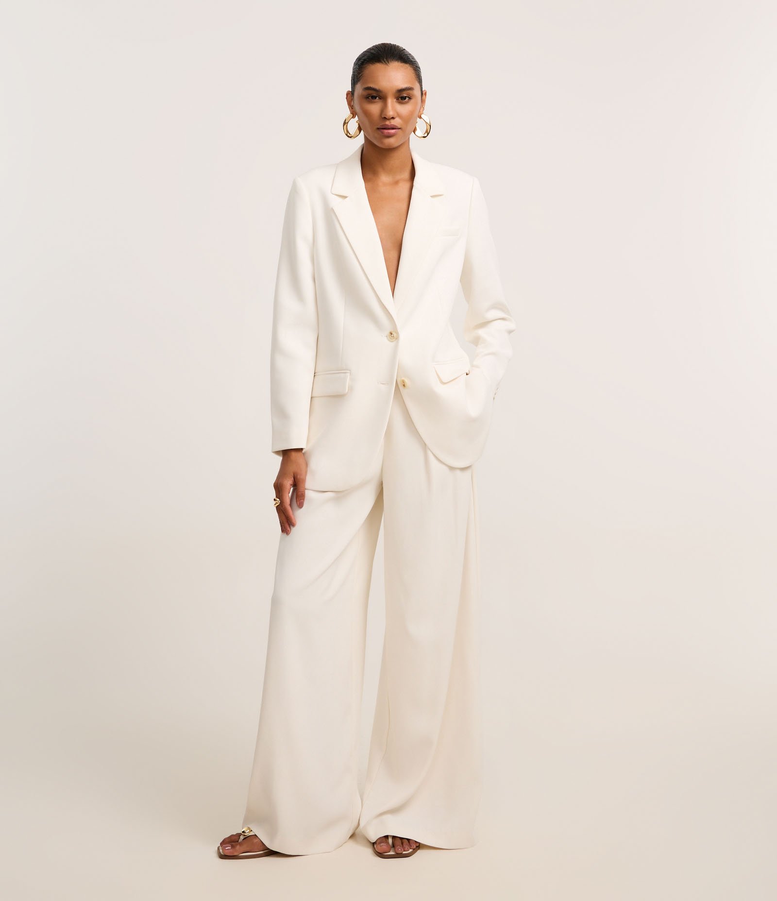 Blazer Regular em Alfaiataria com Botões e Bolsos Frontais Off White 2