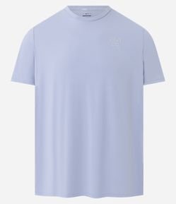 Camiseta Regular em Tecnologia Dry com Estampa Lettering